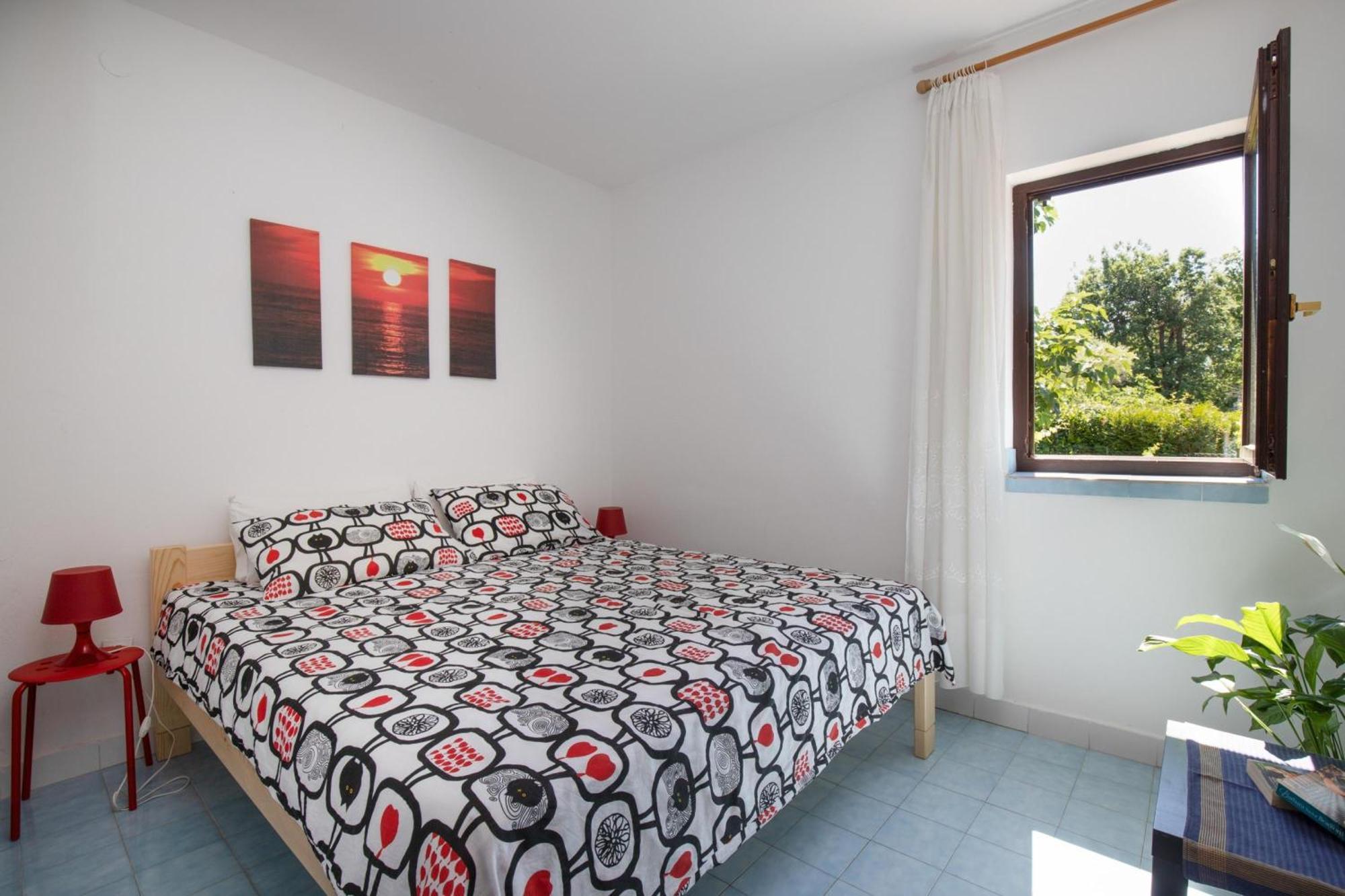 Apartments Brankica Island - Happy Rentals Vantacići Exterior foto