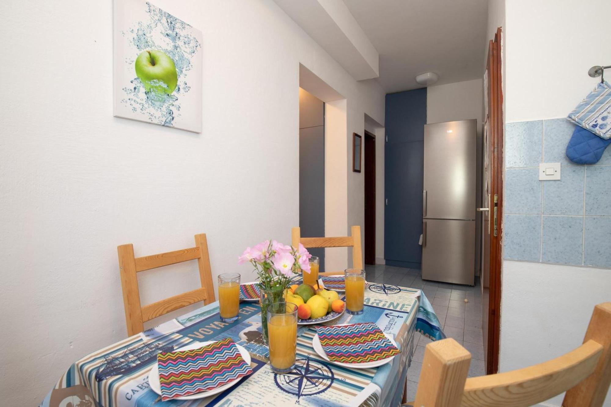 Apartments Brankica Island - Happy Rentals Vantacići Exterior foto