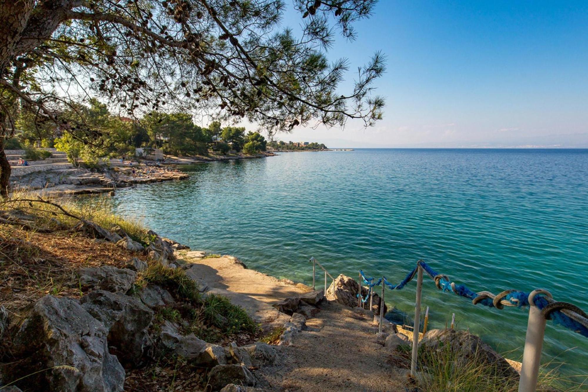 Apartments Brankica Island - Happy Rentals Vantacići Exterior foto