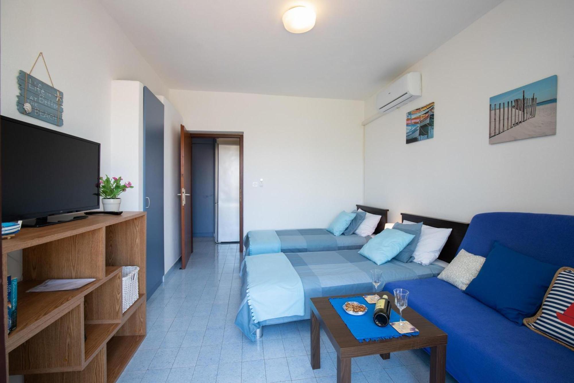 Apartments Brankica Island - Happy Rentals Vantacići Exterior foto